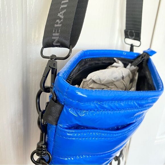 BCBG 2 IN 1 PUFFY ZIP TOP CROSSBODY SHOULDER BAG NWT INDIGO BLU - Picture 3 of 16